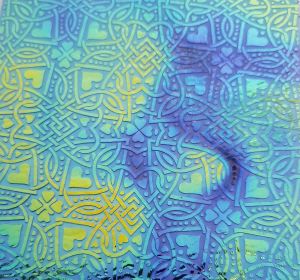 90 Sand Carved Pattern #122 Celtic Hearts, Aurora Borealis Blue Gold Dichroic on Sienna Glass